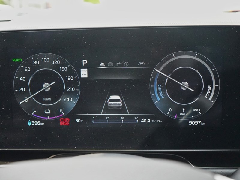 2024 Kia Niro EV Wave Demo, Financing as low as 1.49%!