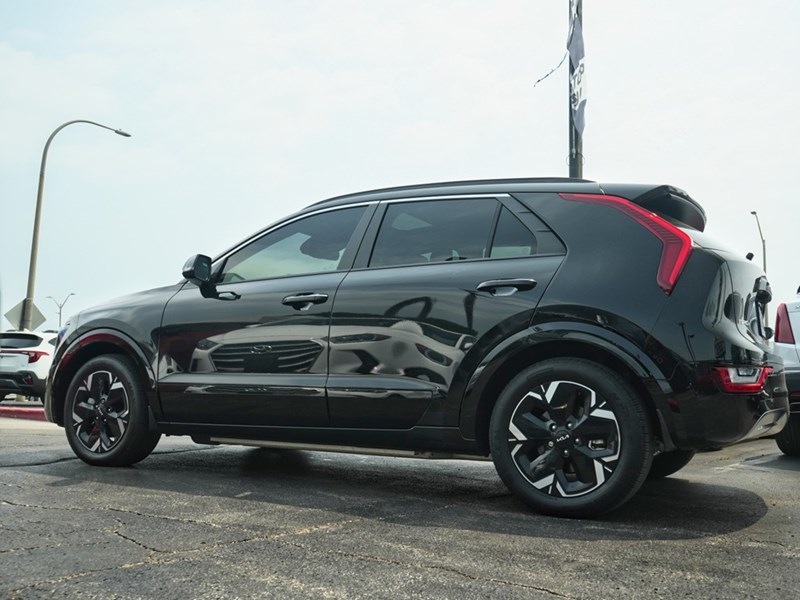 2024 Kia Niro EV Wave Demo, Financing as low as 1.49%!