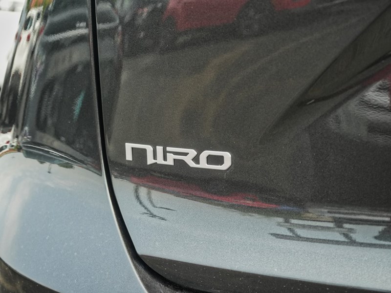 2024 Kia Niro EV Wave DEMO, FINANCE AS LOW AS 1.49%