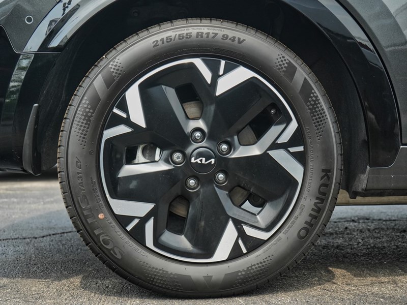 2024 Kia Niro EV Wave DEMO, FINANCE AS LOW AS 1.49%