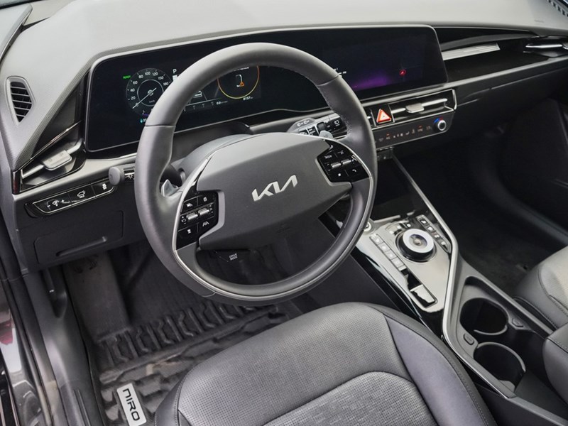 2024 Kia Niro EV Wave DEMO, FINANCE AS LOW AS 1.49%
