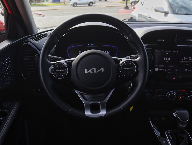 2024 Kia Soul Ex+ Ivt/Low Km/Like New/Sunroof