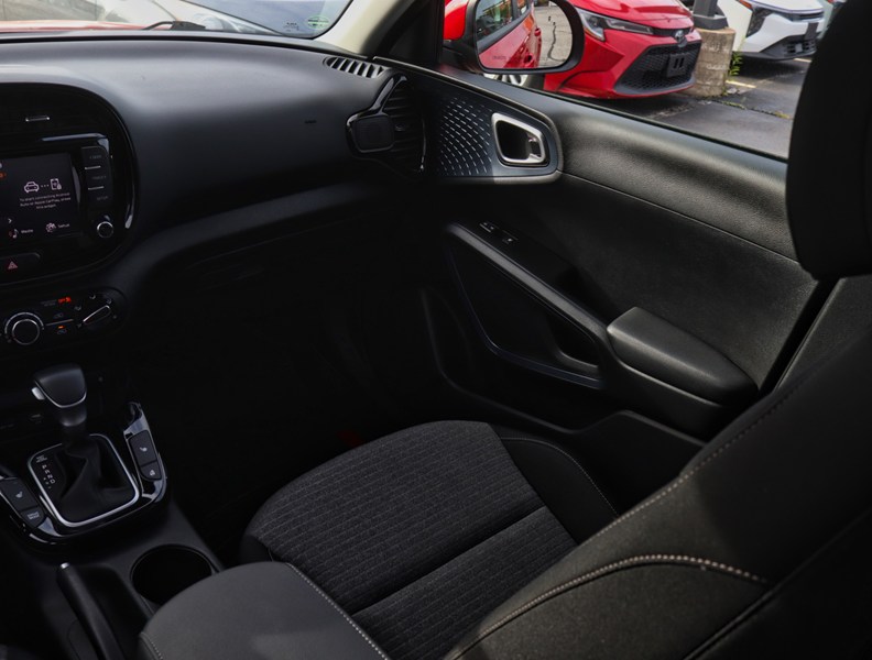 2024 Kia Soul Ex+ Ivt/Low Km/Like New/Sunroof