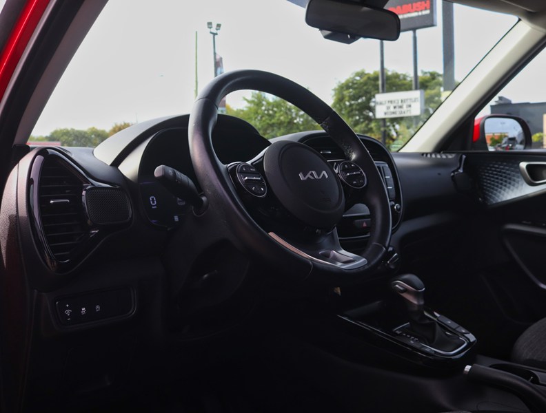 2024 Kia Soul Ex+ Ivt/Low Km/Like New/Sunroof