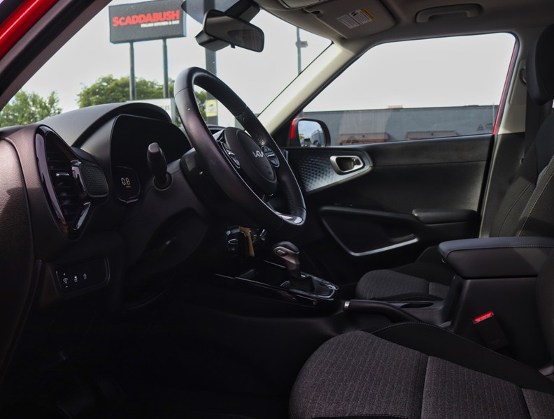 2024 Kia Soul Ex+ Ivt/Low Km/Like New/Sunroof