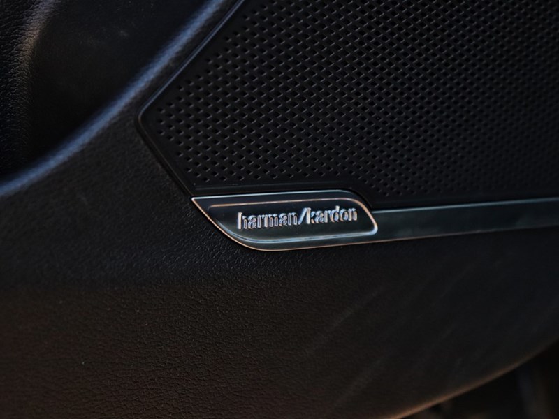 2024 Kia Sportage PHEV SX AWD | Leather | Sunroof | EV Mode | Carplay