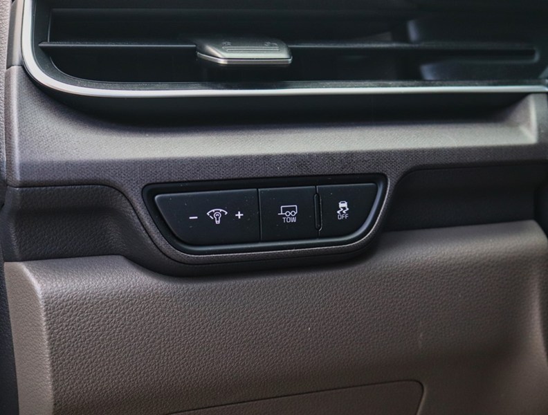 2025 Kia Carnival Hybrid 1000 Km/Tank/Best In Class 3 Row/Bought Here