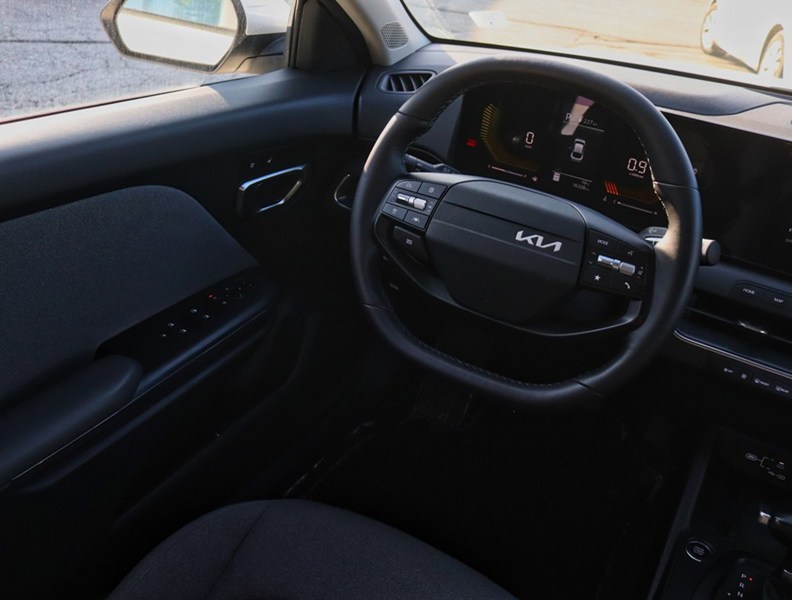 2025 Kia K4 EX FWD
