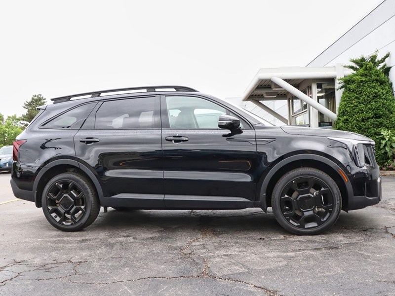 2025 Kia Sorento X-Line AWD