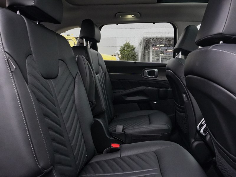 2025 Kia Sorento X-Line Limited | Demo 4.49% | Certified Pre-Owned