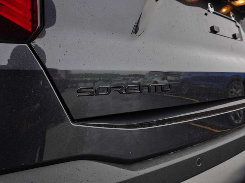 2025 Kia Sorento X-Line Limited | Demo 4.49% | Certified Pre-Owned