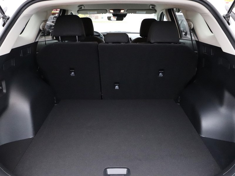 2025 Kia Sportage LX FWD