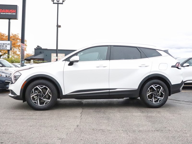 2025 Kia Sportage LX FWD