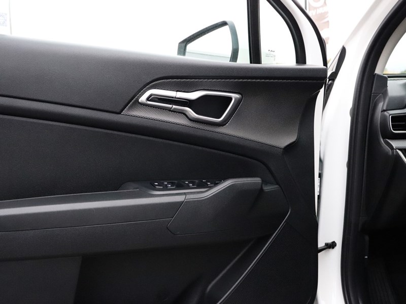 2025 Kia Sportage LX FWD