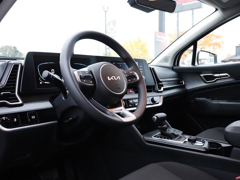 2025 Kia Sportage LX FWD