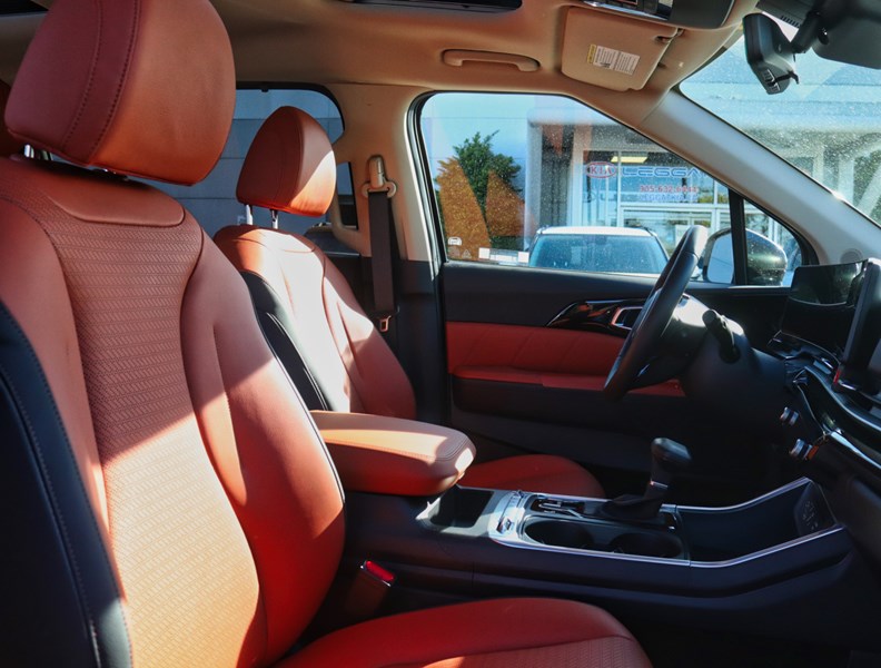 2026 Kia Carnival Sx+/Vipchairs/Dual Roof/Cpo Rates/Brown Int