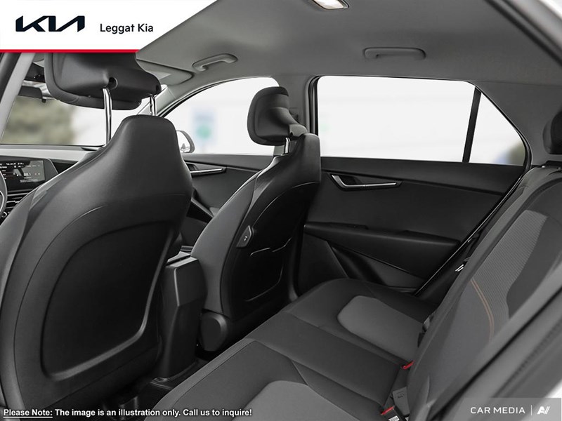 2025 Kia Niro LX FWD