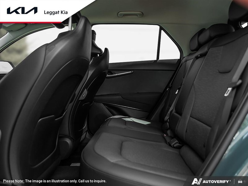 2026 Kia Niro SX FWD