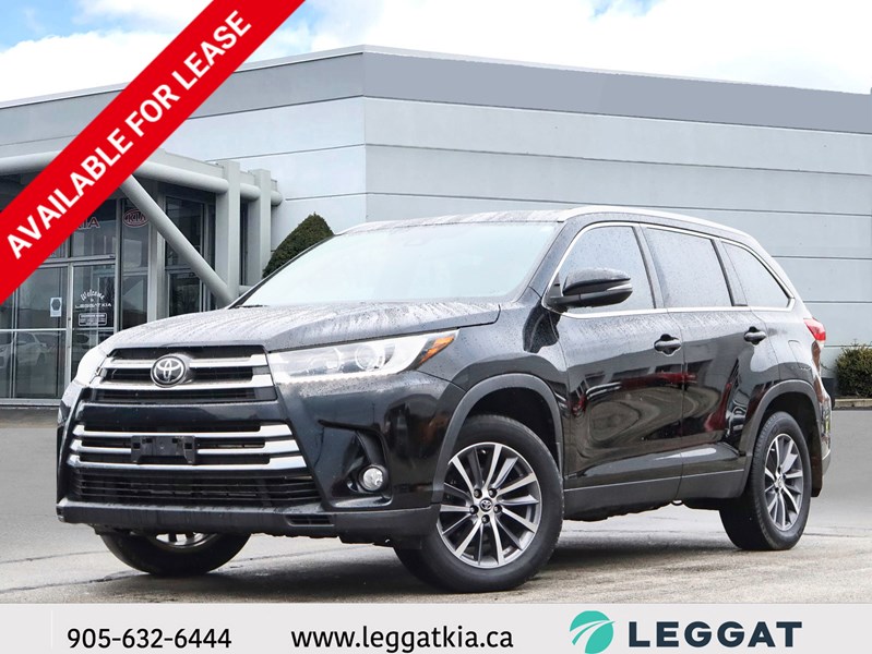 2019 Toyota Highlander AWD XLE | Sunroof | Leather | 8 Passenger