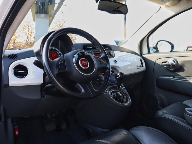 2013 FIAT 500C LOUNGE