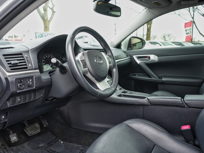 2013 Lexus Ct 200H FWD 4Dr Hybrid