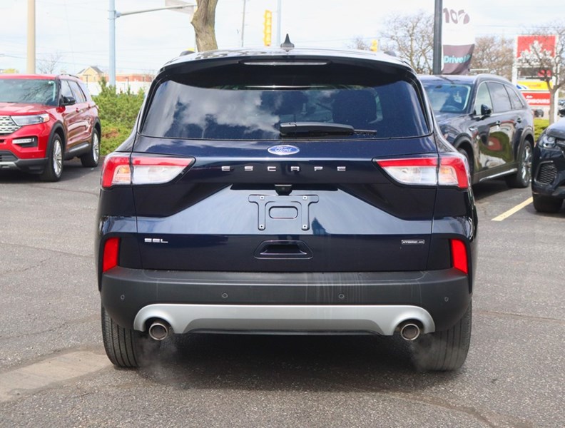 2021 Ford Escape Sel