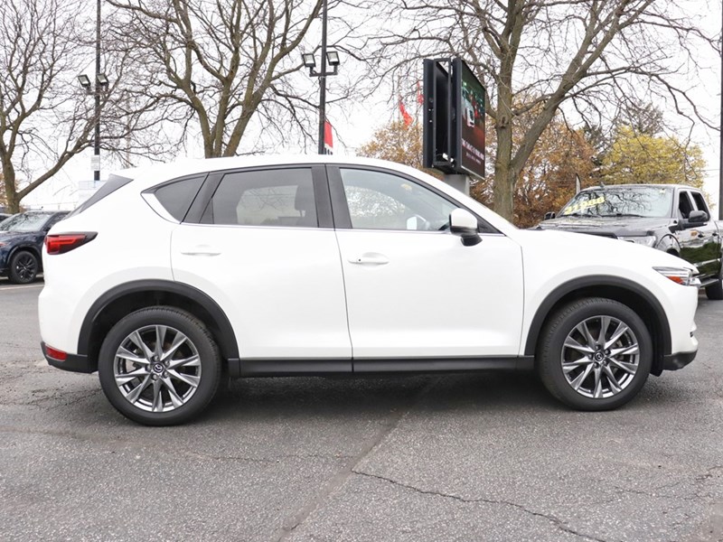 2021 Mazda CX-5 Signature