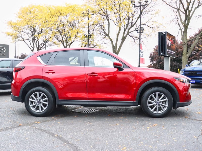 2022 Mazda CX-5 GS