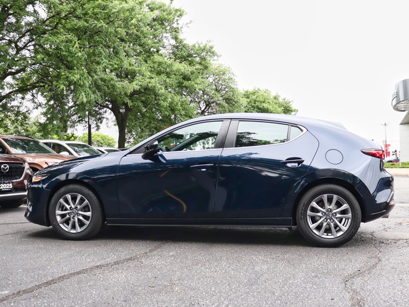 2022 Mazda Mazda3 Sport GX