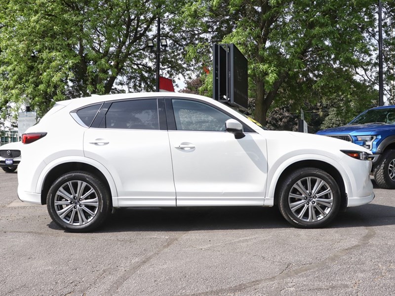 2023 Mazda CX-5 Signature
