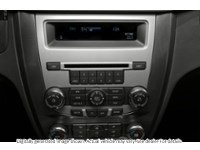 2010 Ford Fusion 4Dr Sdn I4 SE FWD Interior Shot 2