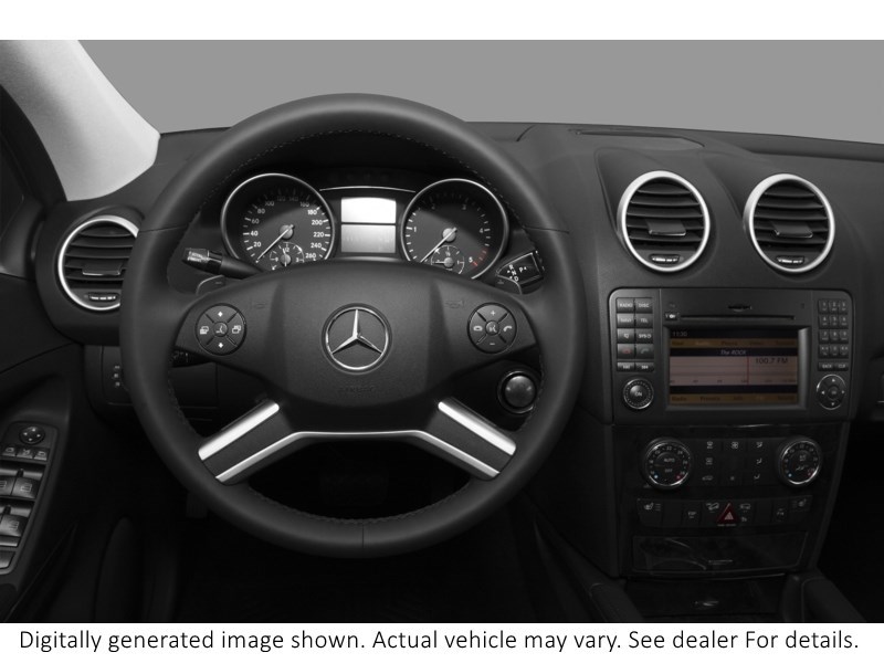 2010 Mercedes-Benz M-Class 4MATIC 4dr ML 350 BlueTEC Interior Shot 3