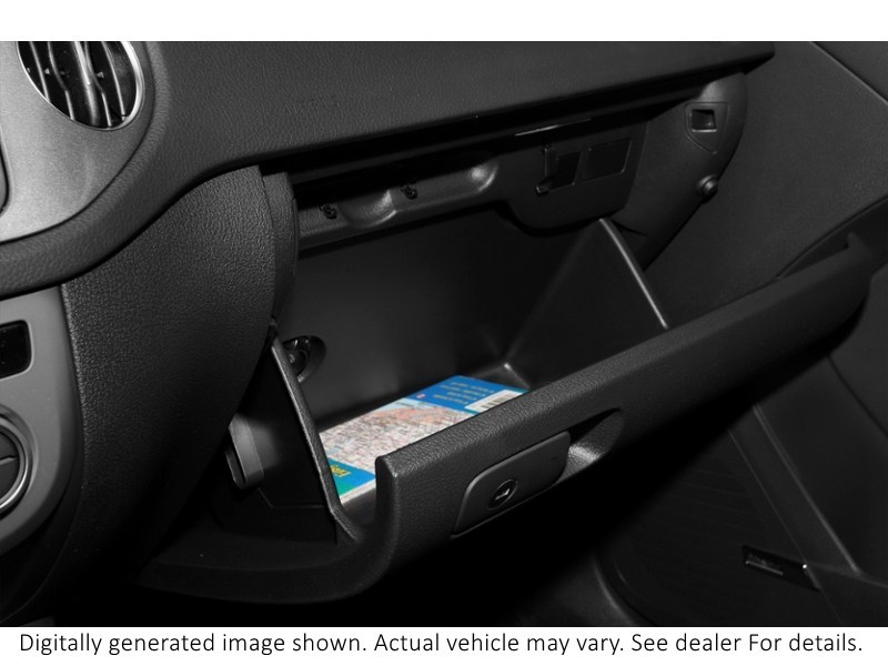 2013 Volkswagen Tiguan 4Dr Auto Comfortline 4Motion Interior Shot 4