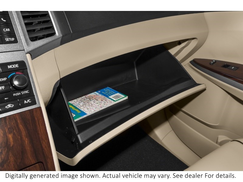 2016 Toyota Venza 4Dr Wgn V6 AWD Interior Shot 4