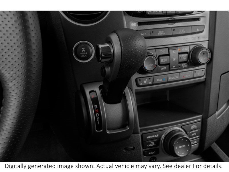 2014 Honda Pilot 4WD 4Dr Touring Exterior Shot 9