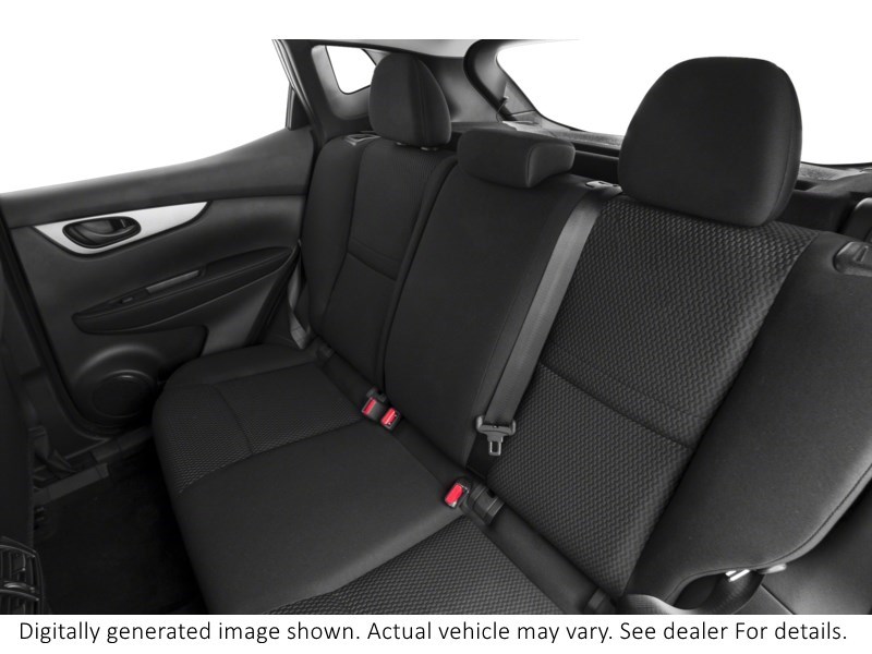 2018 Nissan Qashqai FWD SV CVT Interior Shot 5