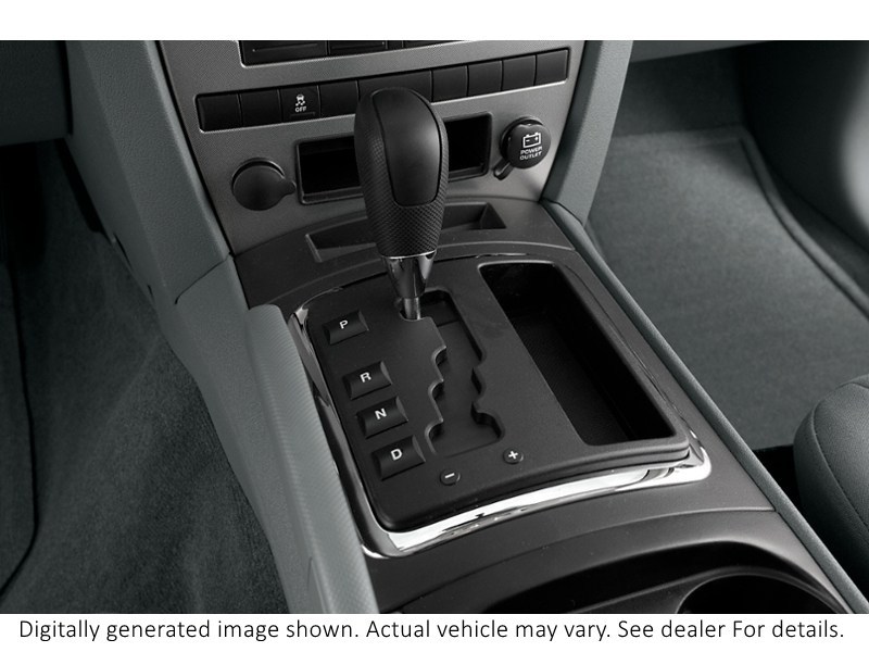2006 Jeep Grand Cherokee 4Dr Limited Interior Shot 3