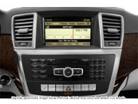 2013 Mercedes-Benz M-Class 4Matic 4Dr Ml 350 Bluetec Interior Shot 2