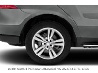 2013 Mercedes-Benz M-Class 4Matic 4Dr Ml 350 Bluetec Exterior Shot 5