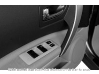 2013 Nissan Rogue FWD 4Dr SV Exterior Shot 10