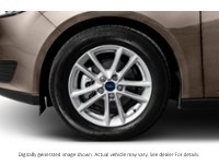 2015 Ford Focus 4Dr Sdn SE Exterior Shot 5