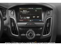 2015 Ford Focus 5Dr Hb SE Interior Shot 2