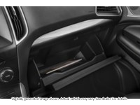 2018 Ford Edge Titanium AWD Interior Shot 4