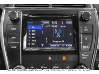 2017 Toyota Camry 4Dr Sdn I4 Auto SE Interior Shot 2