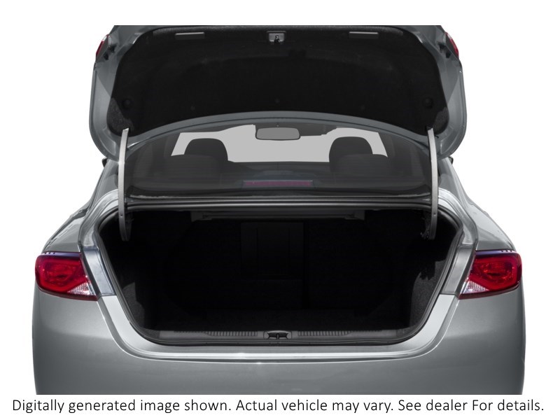 2015 Chrysler 200 4Dr Sdn Limited FWD Exterior Shot 4