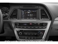 2017 Hyundai Sonata 4Dr Sdn 2.4L Auto Gl Interior Shot 2