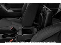 2016 Jeep Wrangler Unlimited 4WD 4Dr Rubicon Interior Shot 7