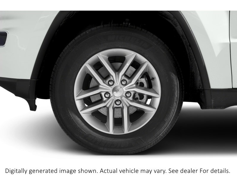 2020 Jeep Grand Cherokee Altitude 4X4 Exterior Shot 5