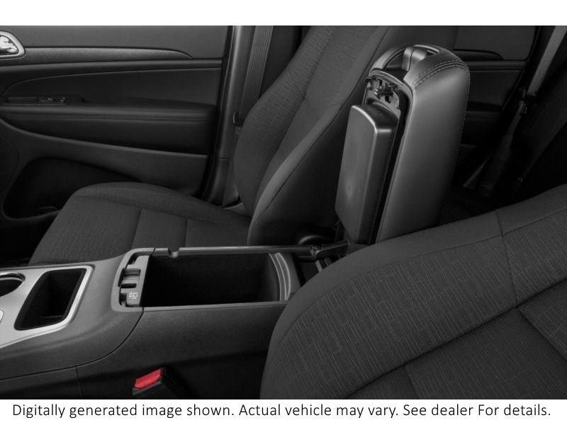 2020 Jeep Grand Cherokee Altitude 4X4 Exterior Shot 12