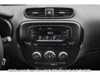 2018 KIA SOUL LX AUTO Interior Shot 2